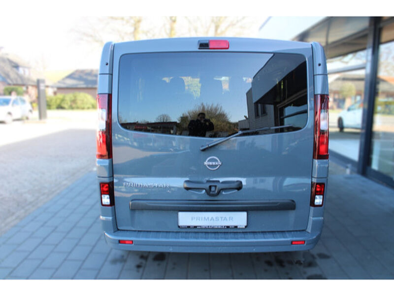 Nissan Primastar L1H1 Kombi 2.0dCi Tekna AT Navi Design