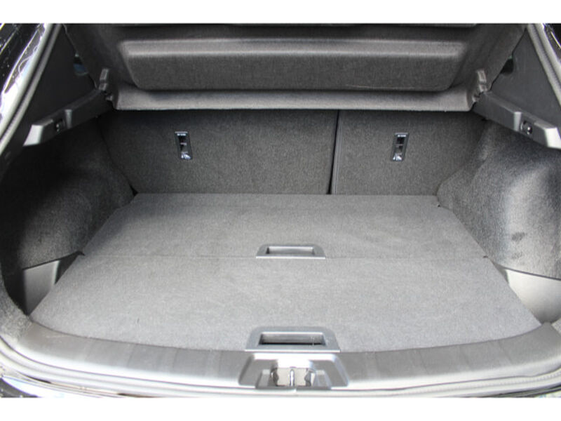 Nissan Qashqai 1.3 DIG-T AKARI Automatik Navi LED Leder