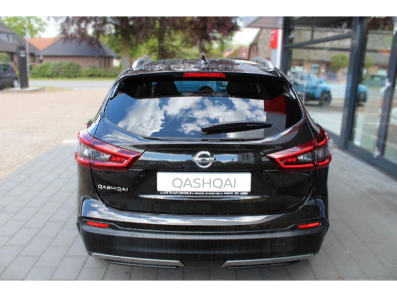 Nissan Qashqai 1.3 DIG-T AKARI Automatik Navi LED Leder