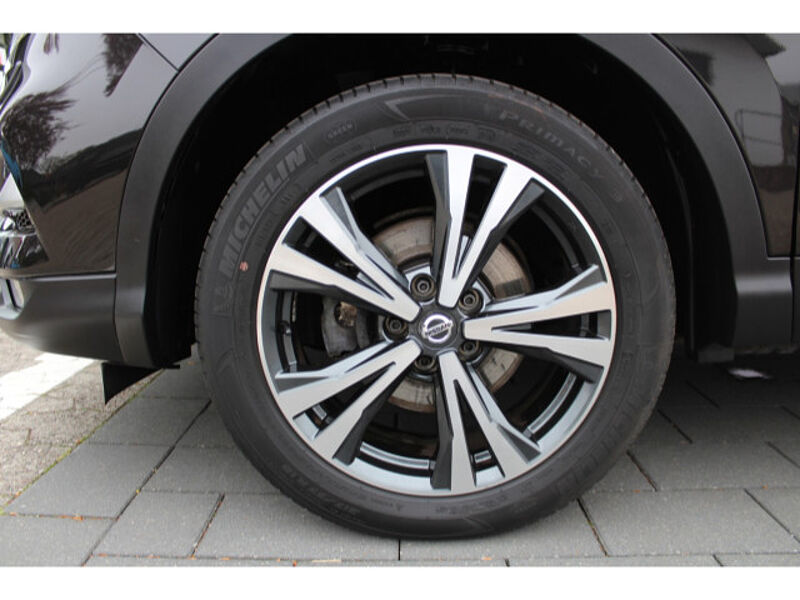 Nissan Qashqai 1.3 DIG-T N-Connecta Navi Sitzheizung