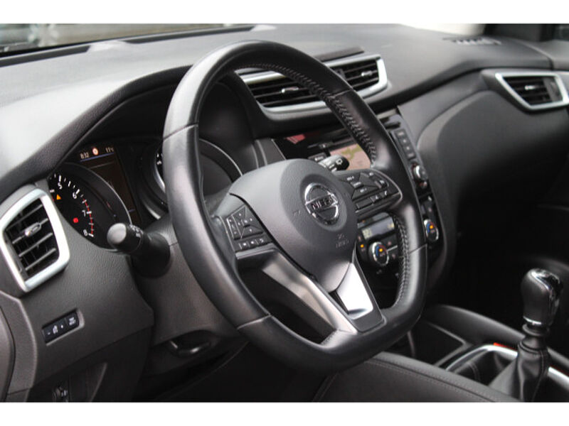 Nissan Qashqai 1.3 DIG-T N-Connecta Navi Sitzheizung