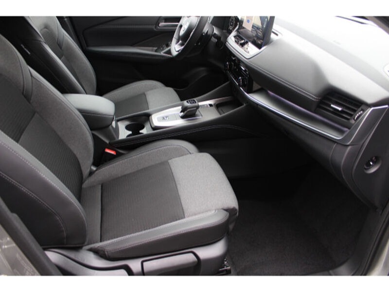 Nissan Qashqai 1.3 DIG-T N-Connecta Winter