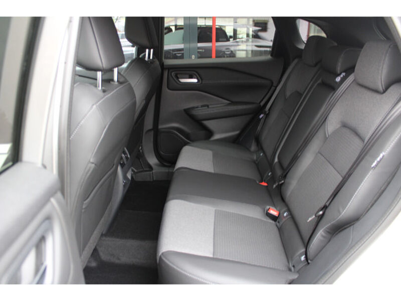 Nissan Qashqai 1.3 DIG-T N-Connecta Winter