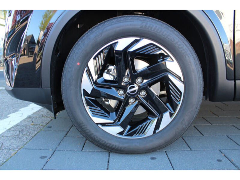 Nissan Qashqai 1.3 DIG-T N-Connecta Winter