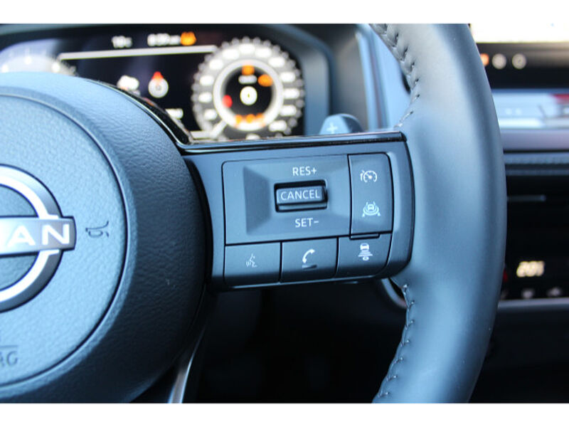 Nissan Qashqai 1.3 DIG-T N-Connecta Winter
