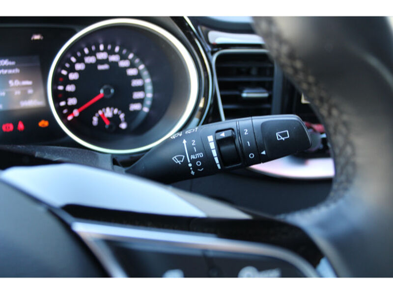 Kia CEED 1.6 CRDi Vision AT Navi Komfort cee'd