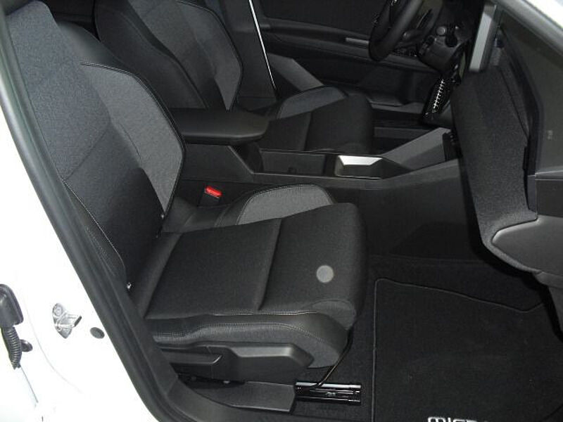 Nissan Micra 40 kWh ADVANCE Winter Iconic