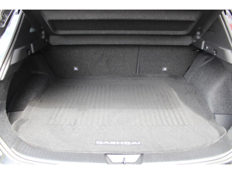 Nissan Qashqai 1.3 DIG-T Tekna+ Leder 20 Zoll