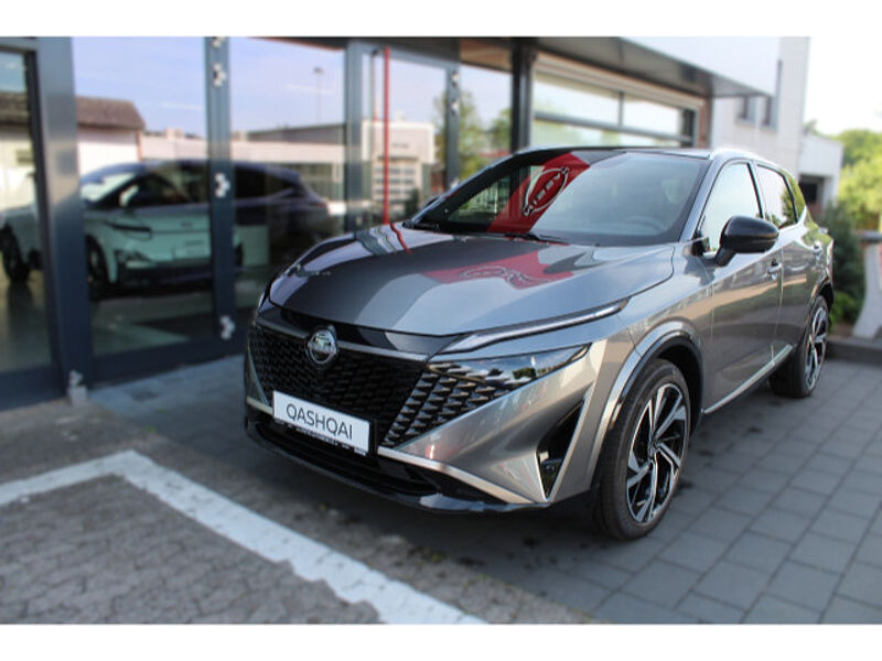 Nissan Qashqai 1.3 DIG-T Tekna+ Automatik 20 Zoll