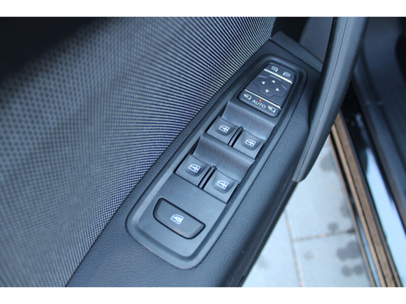 Nissan Townstar Kombi L2 1.3 DIG-T 130 Tekna Automatik