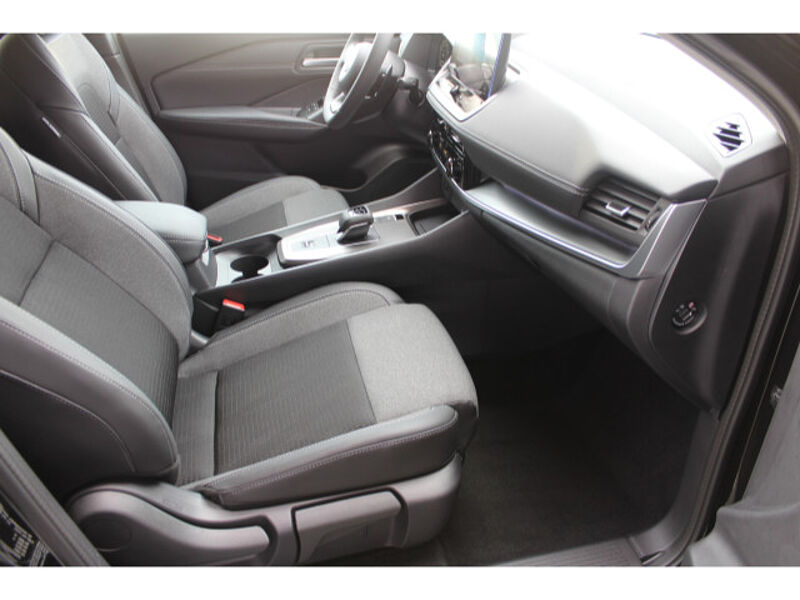 Nissan Qashqai 1.3 DIG-T N-Connecta Winter