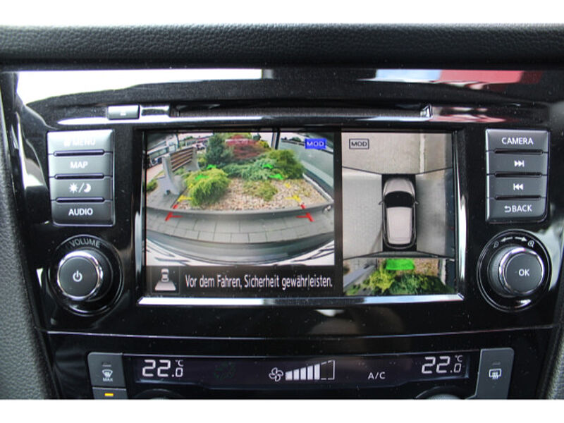 Nissan Qashqai 1.3 DIG-T ZAMA Navi Panoramaglasdach