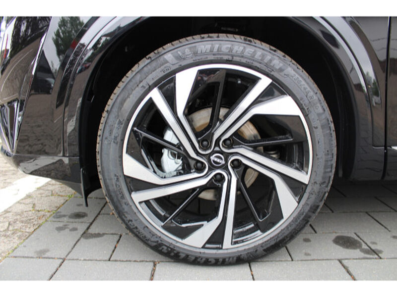 Nissan Qashqai 1.3 DIG-T Tekna+ Automatik 20 Zoll