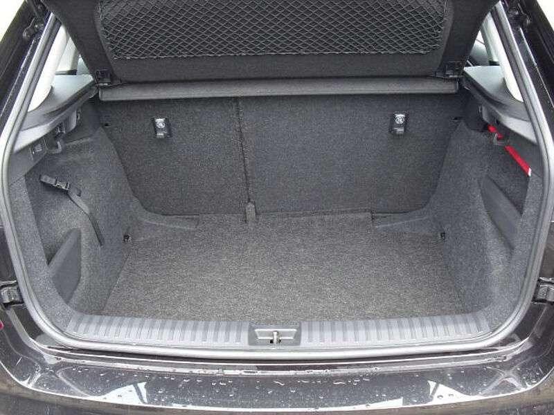 SKODA Kamiq 1.0 TSI Style OPF AHK LED ALU PDC