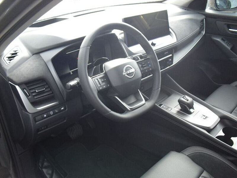 Nissan Qashqai 1.3 DIG-T Tekna+ Automatik 20 Zoll