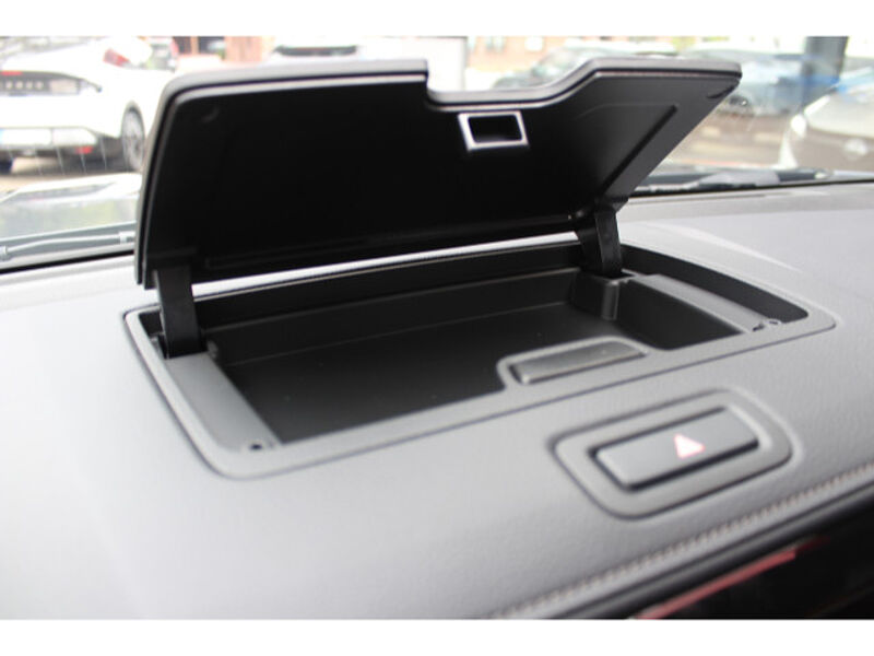 Isuzu D-Max 4x4 Double Cab 2.2 D V-CROSS Automatik