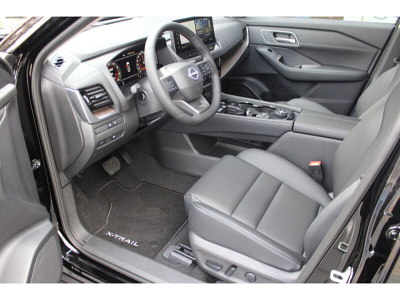 Nissan X-Trail 1,5 VC-T e-4orce Tekna Bose Glasdach