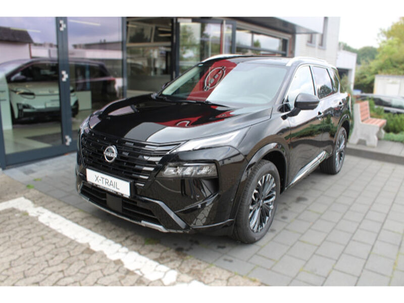 Nissan X-Trail 1,5 VC-T e-4orce Tekna Bose Glasdach