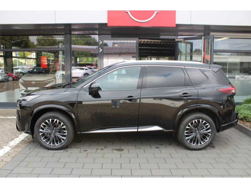 Nissan X-Trail 1,5 VC-T e-4orce Tekna Bose Glasdach