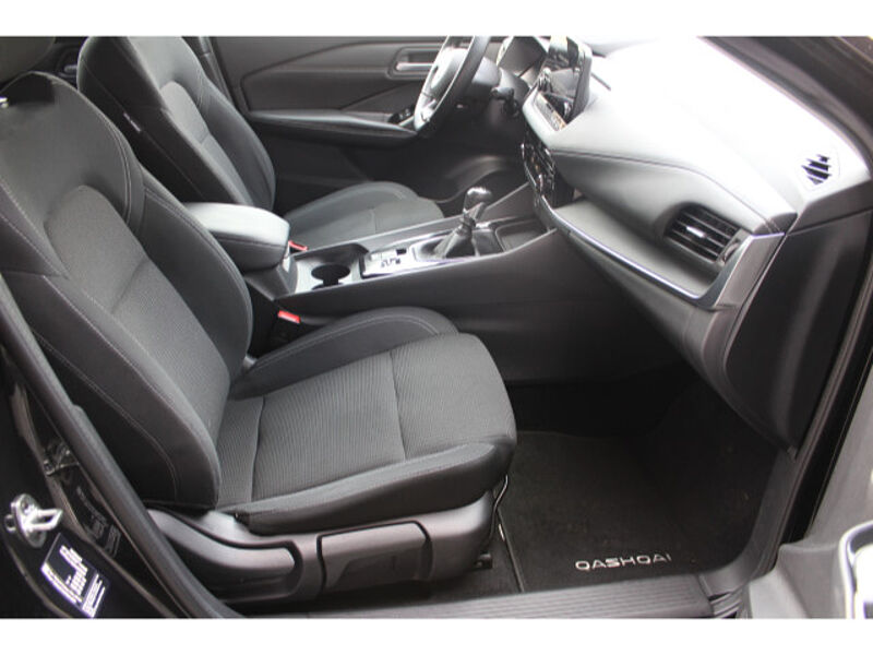 Nissan Qashqai 1.3 DIG-T Acenta Winter Navi