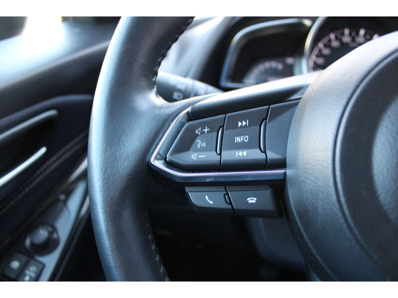 Mazda 2 1.5 SKYACTIV-G 90 M-Hybrid Sports-Line Navi