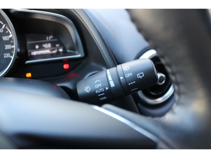 Mazda 2 1.5 SKYACTIV-G 90 M-Hybrid Sports-Line Navi