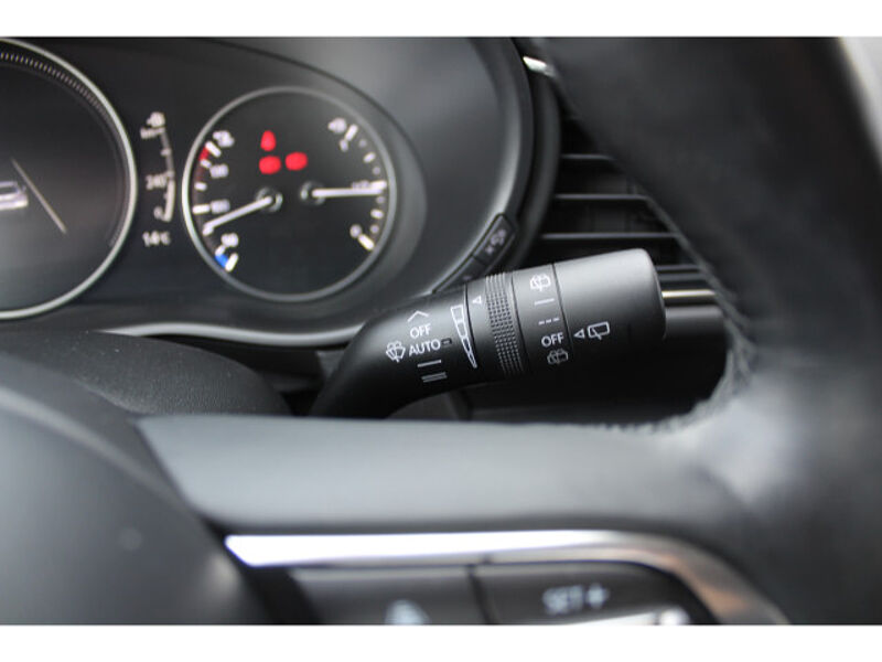 Mazda CX-30 2.0 SKYACTIV-X M Hybrid Selection Matrix