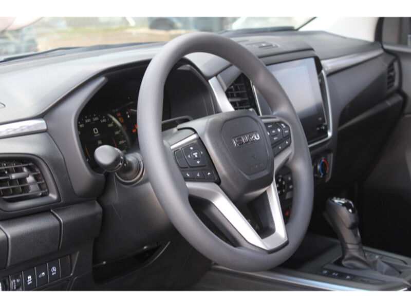 Isuzu D-Max 4x4 Space Cab 2.2 D LS Automatik