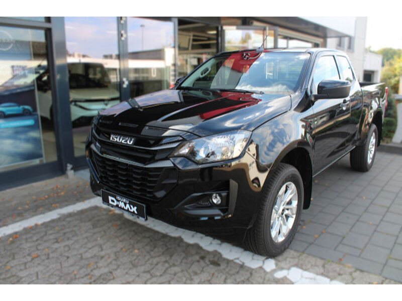 Isuzu D-Max 4x4 Space Cab 2.2 D LS Automatik