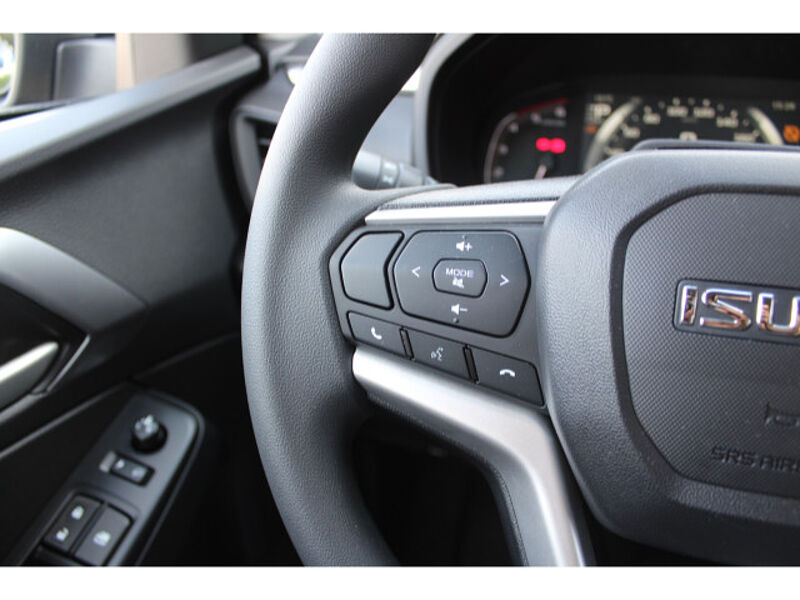 Isuzu D-Max 4x4 Space Cab 2.2 D LS Automatik