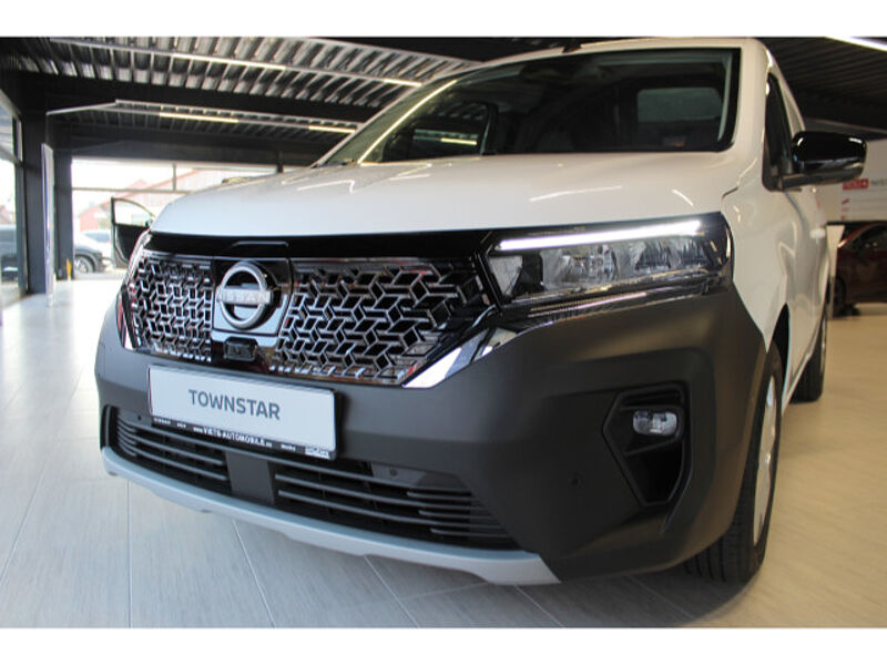 Nissan Townstar EV Kasten L1 N-Connecta CCS Navi 360° EV Kasten L1 N-Connecta CCS Navi 360°