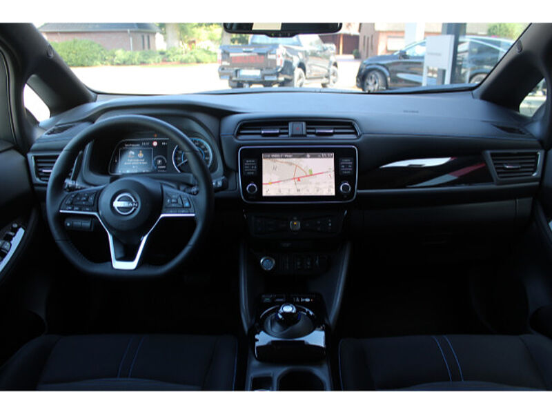 Nissan Leaf 39 kWh N-Connecta LED Winter 39 kWh N-Connecta LED Winter